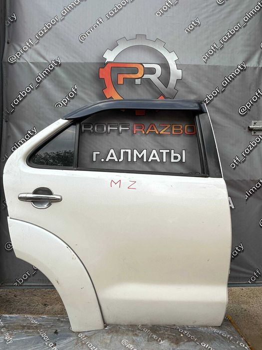 Дверь боковая Toyota Fortuner кузов N5 N6 1 поколение