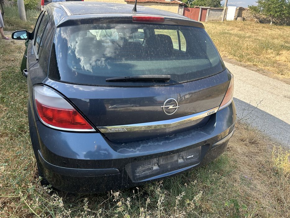 Опел Астра 1.3 дизел 2009