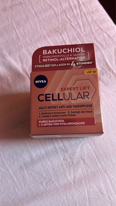 Crema Nivea Q10, Soft, Cellular, Luminous