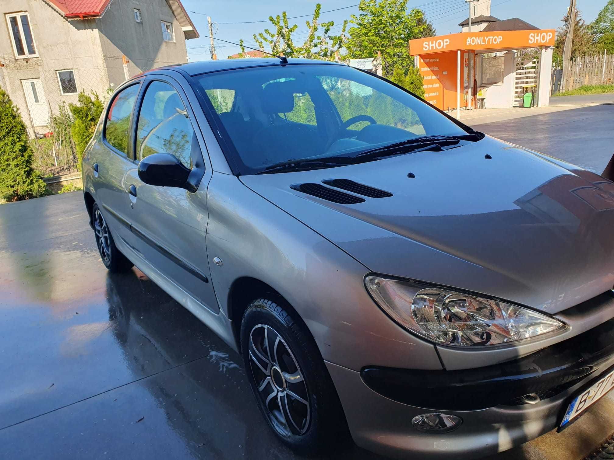 PEUGEOT 206  AN: 2008 1.4 hdi  - 1699 EUR