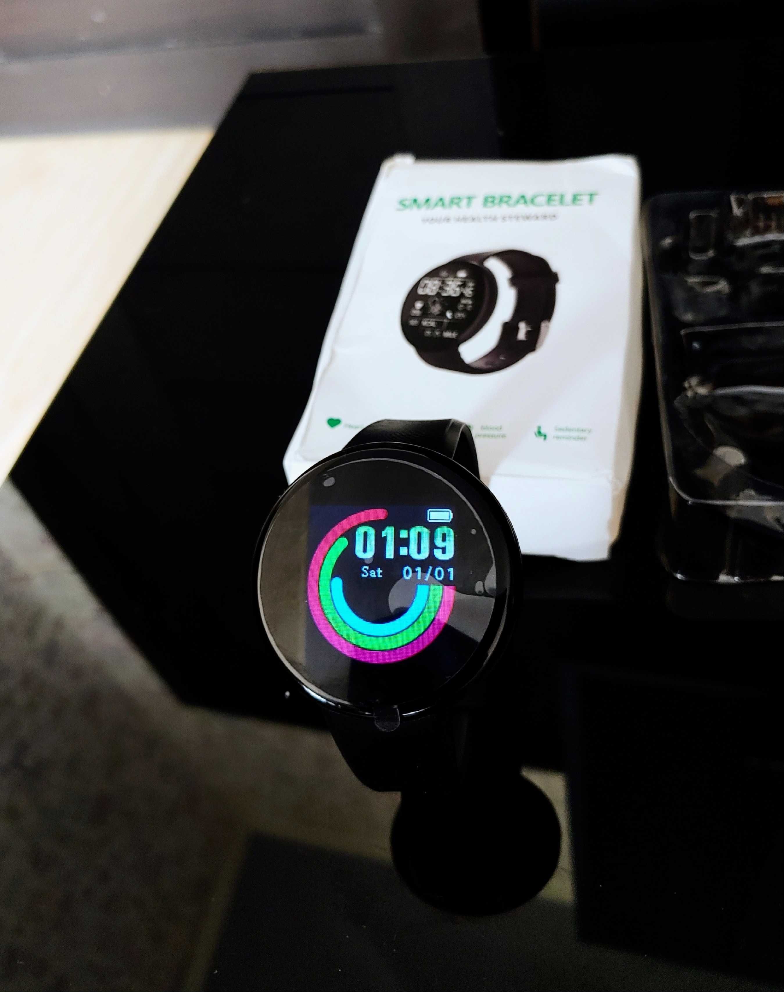 Продам Новые Смарт-часы Smart Watch/Apple/ в коробке