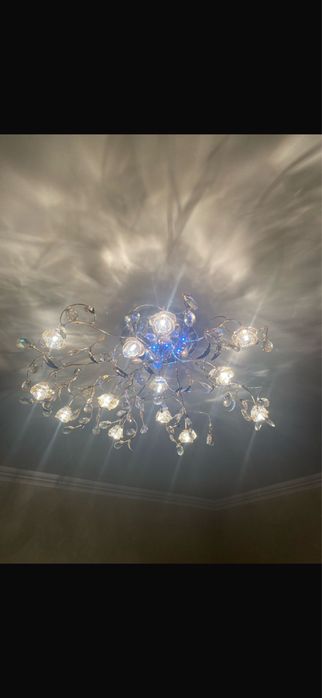 Люстра LED с кристаллами — работает середина, есть доп. лампочки