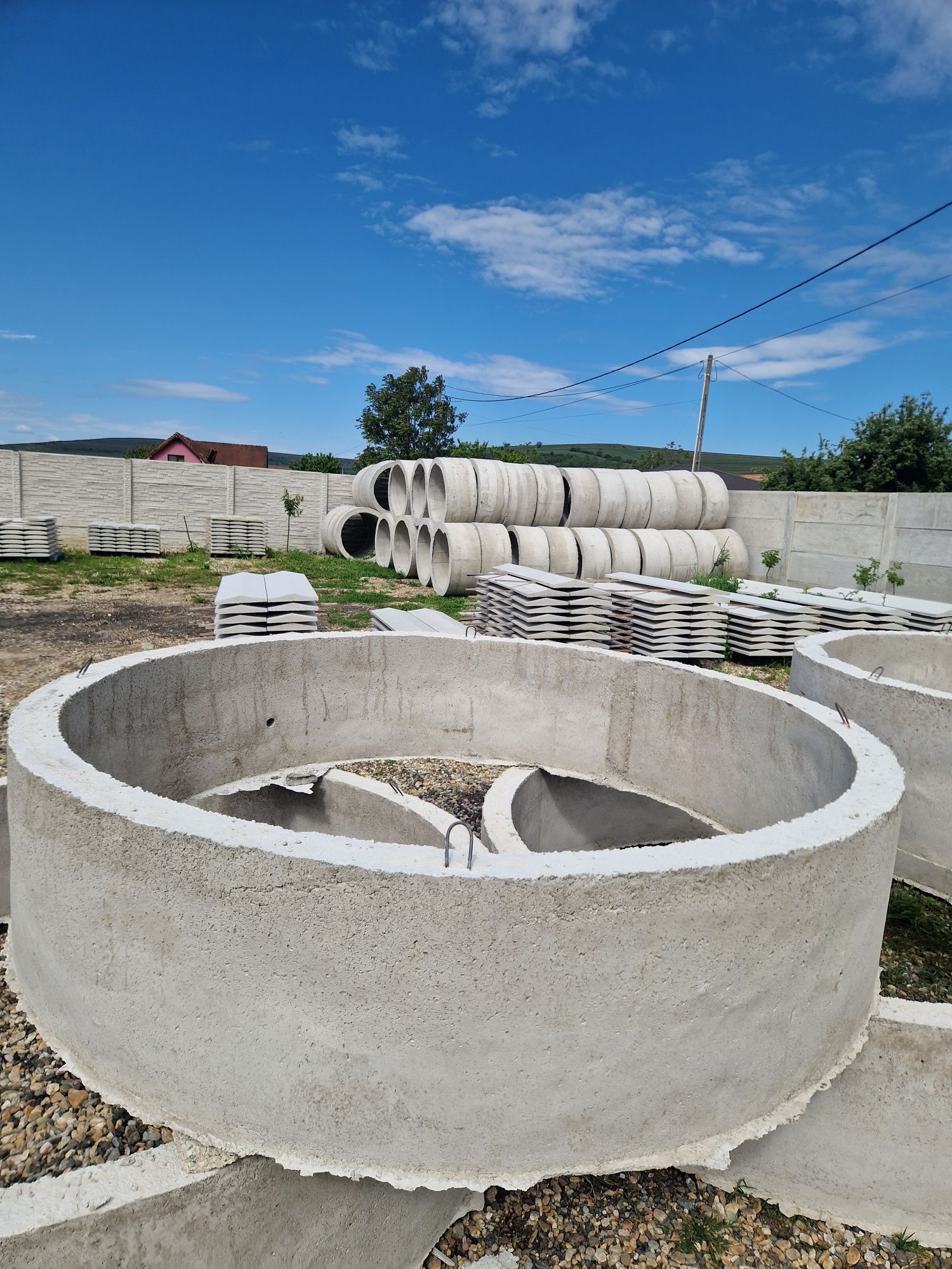 Tuburi din beton / oale de fântână/ bazine tuburi adâncire