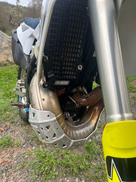 Vând Husqvarna Enduro