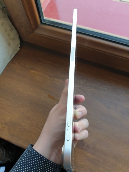 iPad Air 5 M1 ideal sotladi