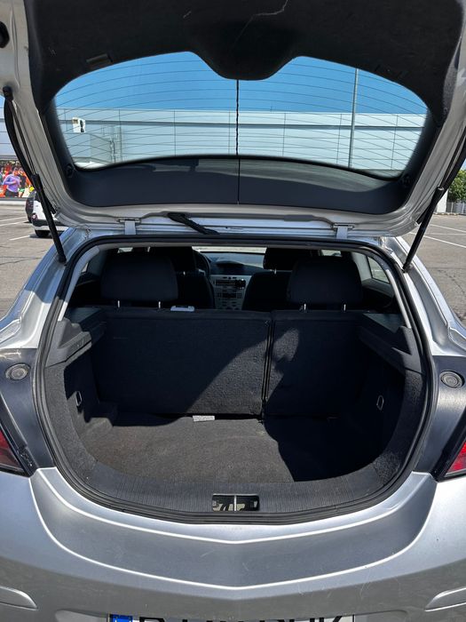 Opel astra H GTC