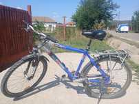 Bicicleta de vânzare