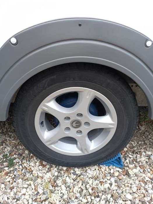 Каравана Challenger Swift 490