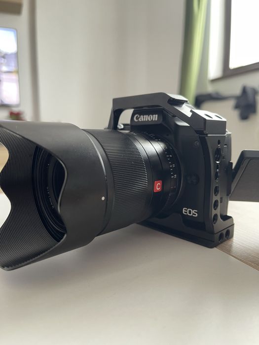 Canon eos M50 + 2 obiective + accesorii