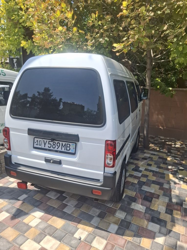 Продаётся автомобиль дамас