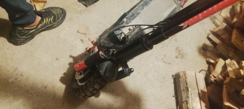 De vânzare trotineta electronică kugookirin m4 pro nu mai am ancarctor