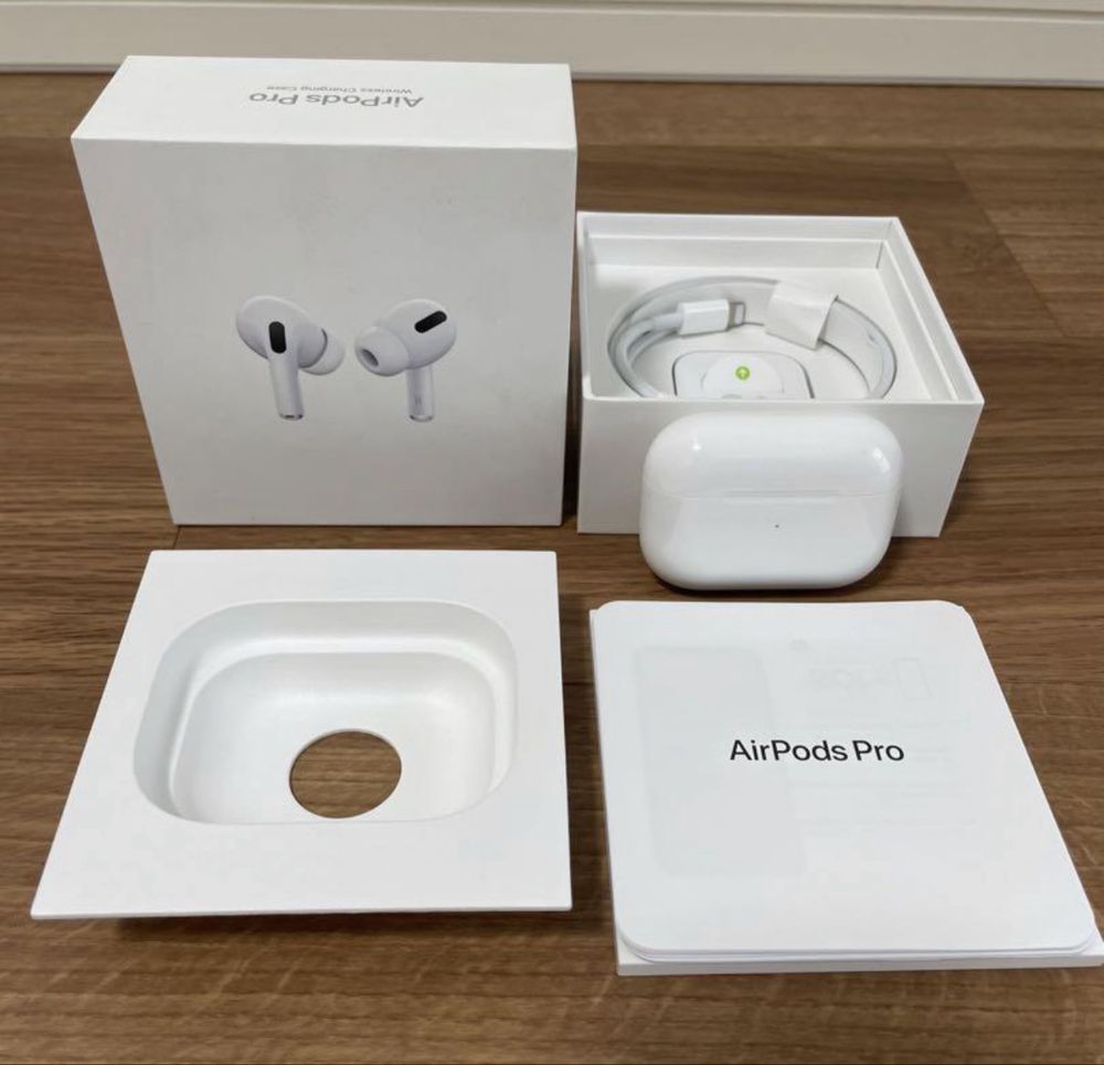Apple AirPods Pro 2 (USB-C) – перфектно състояние
