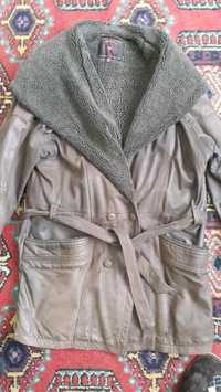 Куртка тёплая, кожанная женская размер 46-48