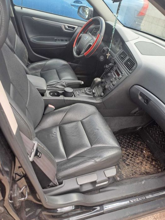 vand volvo v70 ..