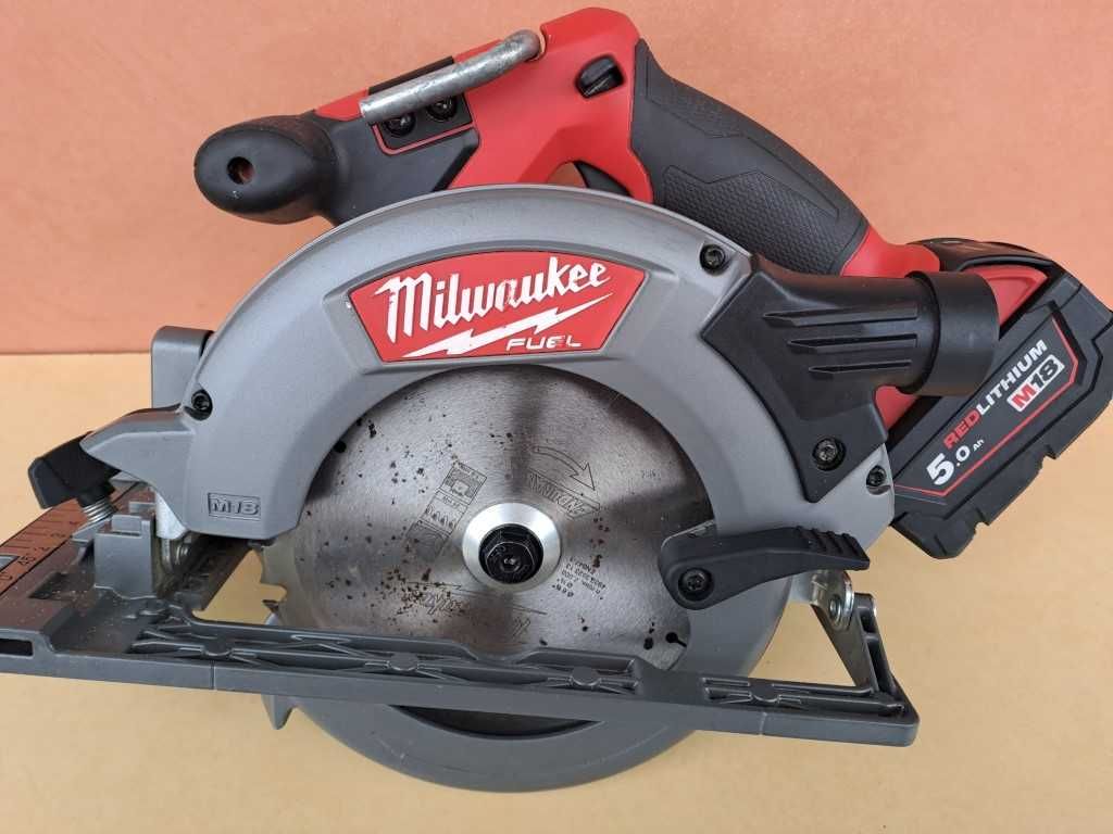 Milwaukee M18 CCS55 - акумулаторен ръчен циркуляр