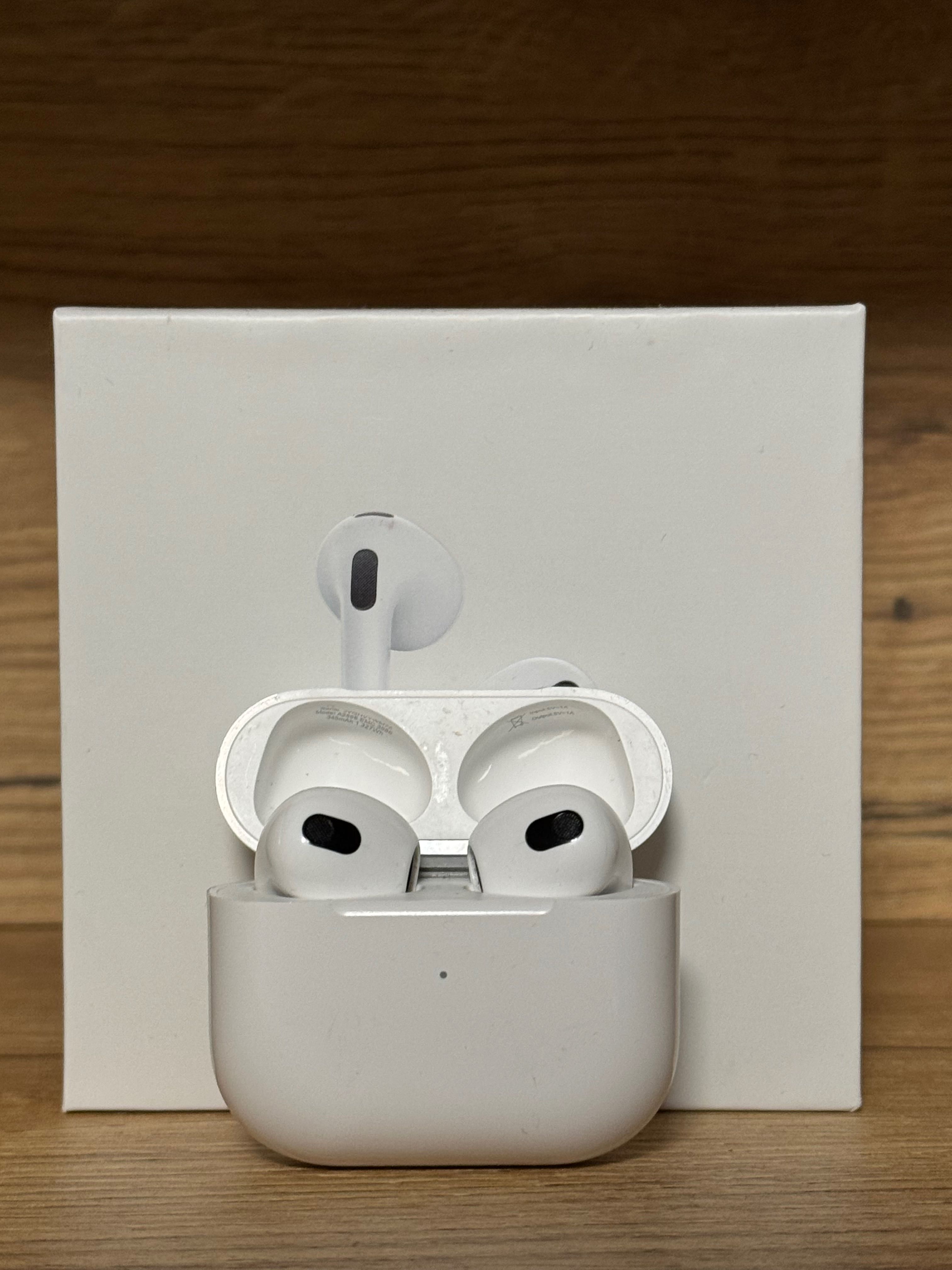 AirPods (3rd generation)