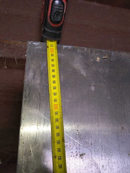 Алуминиева ламарина 210/75/4 мм