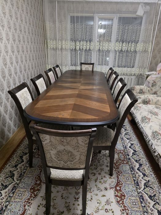 Продам стол со стульями