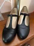 Pantofi dans popular