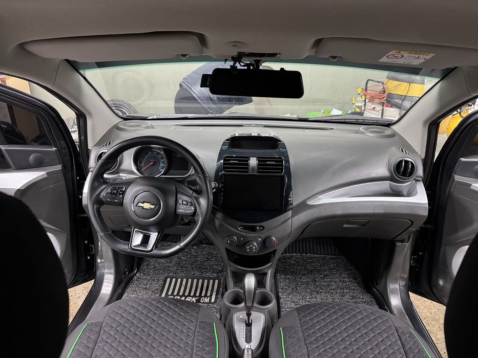 Продаётся Спарк Автомат 2017