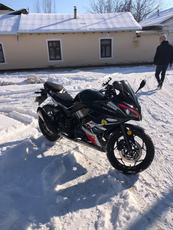 Kawasaki   250 kub
