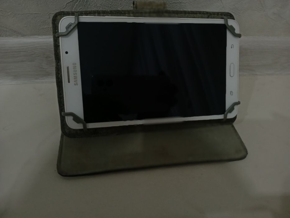 Планшет Tab 4 7.0