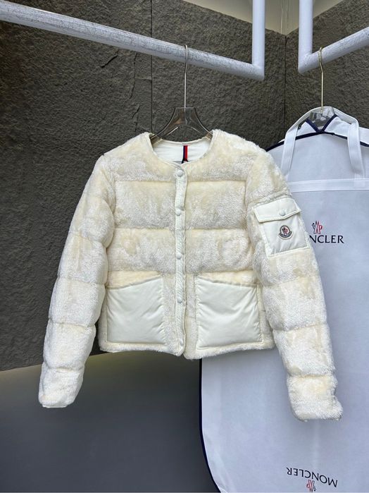 Geaca Moncler , calitatea premium , pe comanda , noua , S