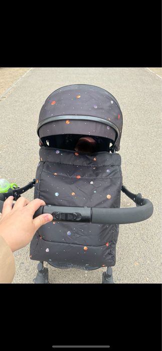 Коляска прогулочная