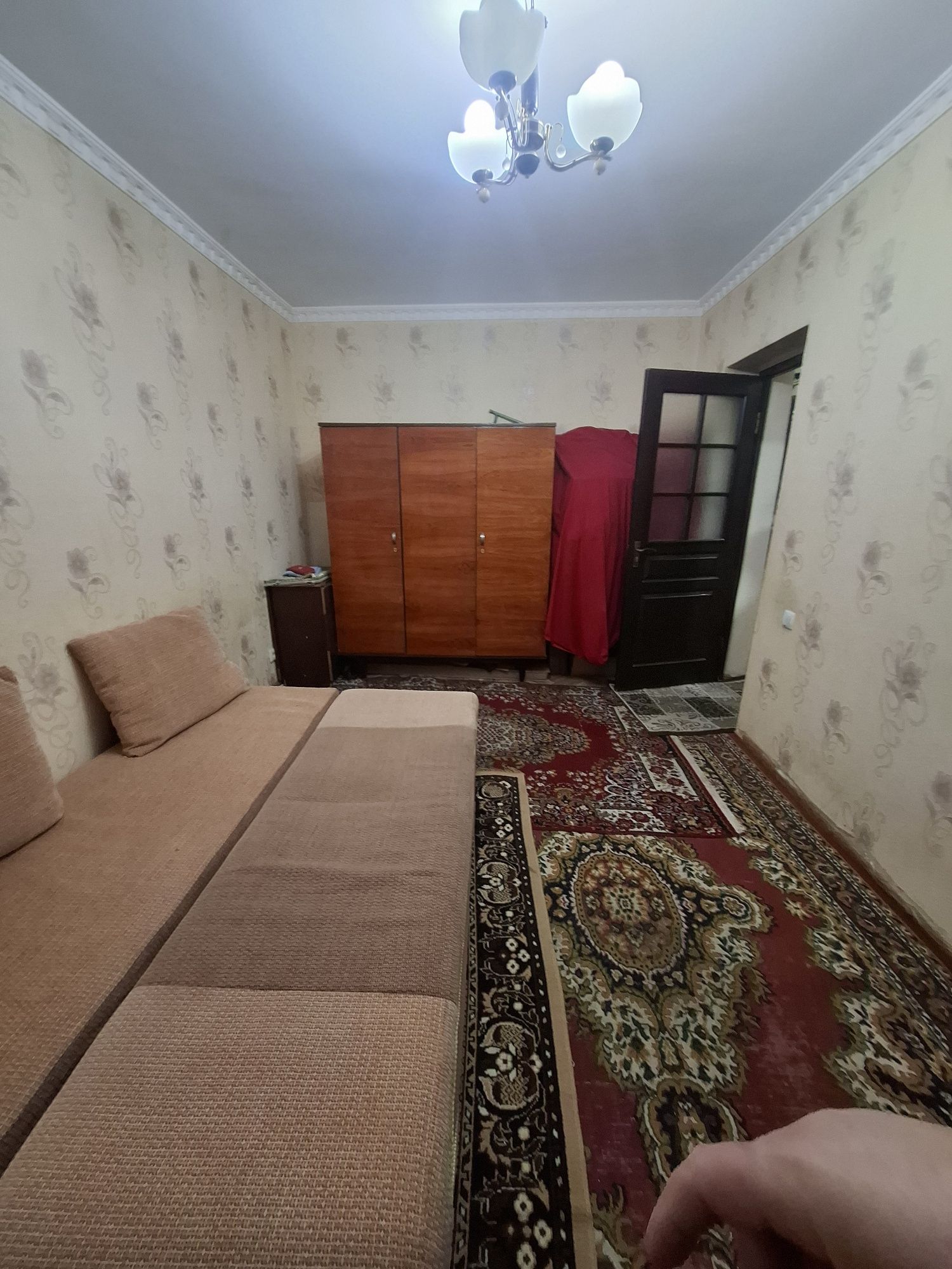 Аренда Метро Мирзо Улугбек  1ком с мебелью 1/1/4