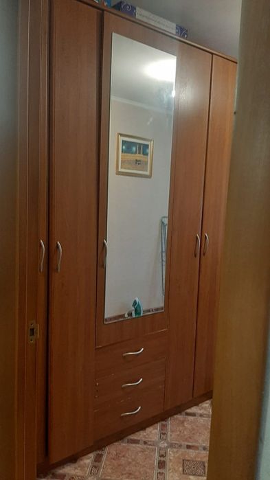 Продам шкаф в хорошем состоянии