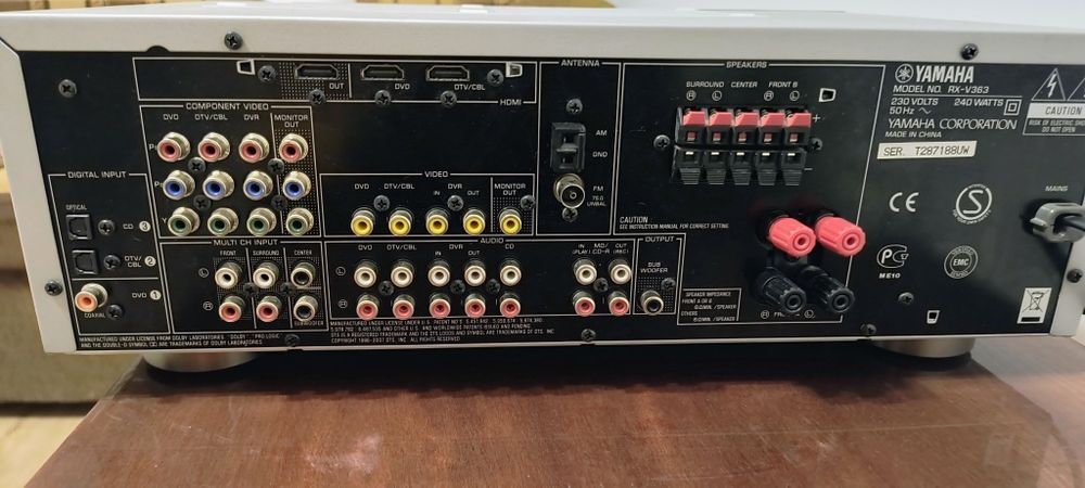 Vând Yamaha RX-V363