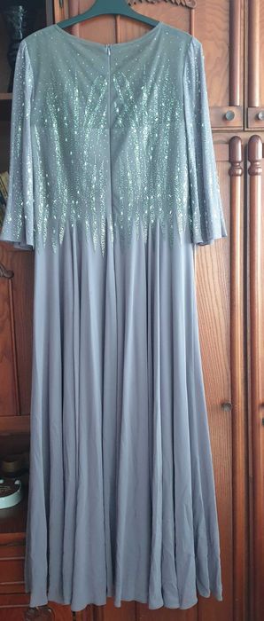 Rochie de ocazie purtata o data