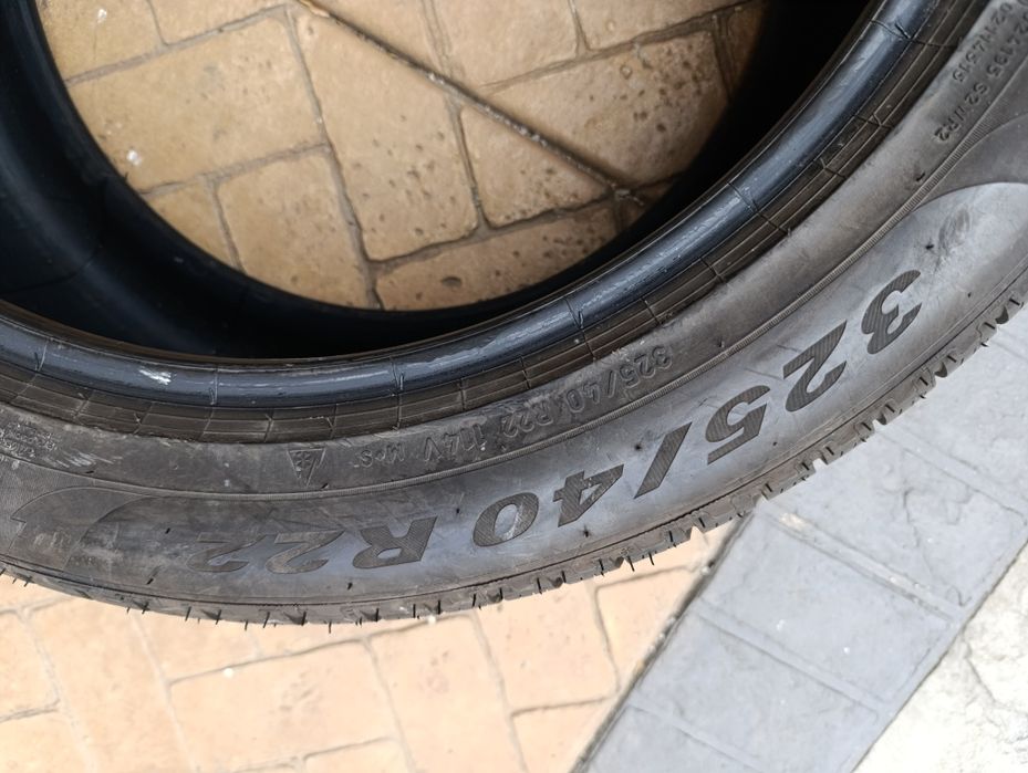 Зимни гуми Pirelli 325/40/22 dot 4822 GLS