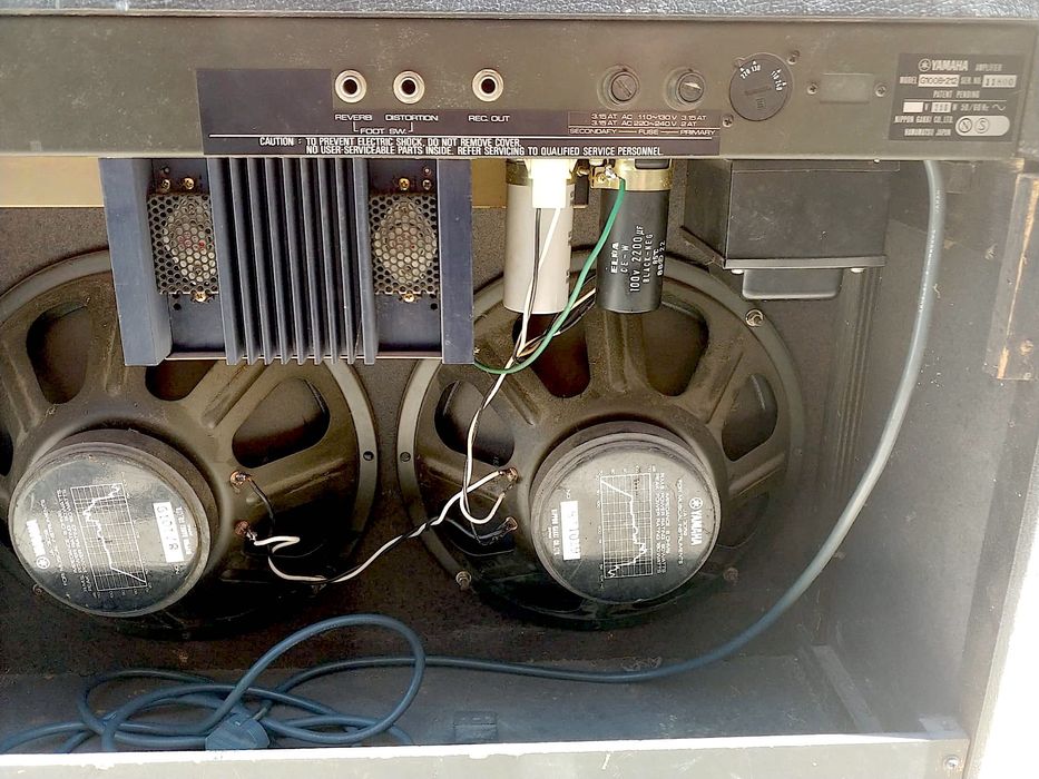 Yamaha G100 B-212 combo amplificator chitara recent servisat!!!