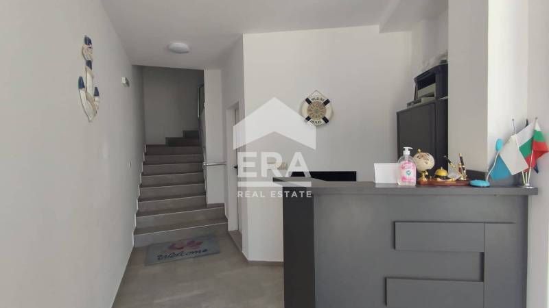 Продава се Офис в Бяла - 650 кв.м за 2077 €/кв.м - Снимка #3