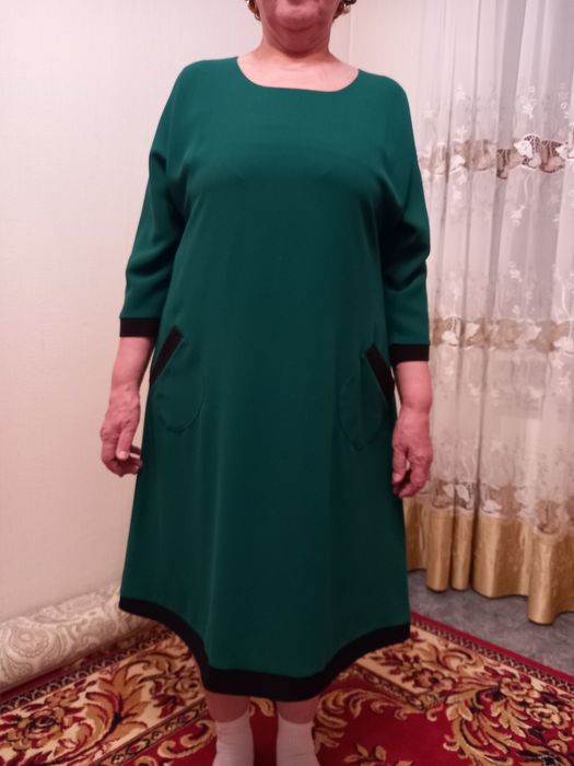 Продам платье 50-52р.р