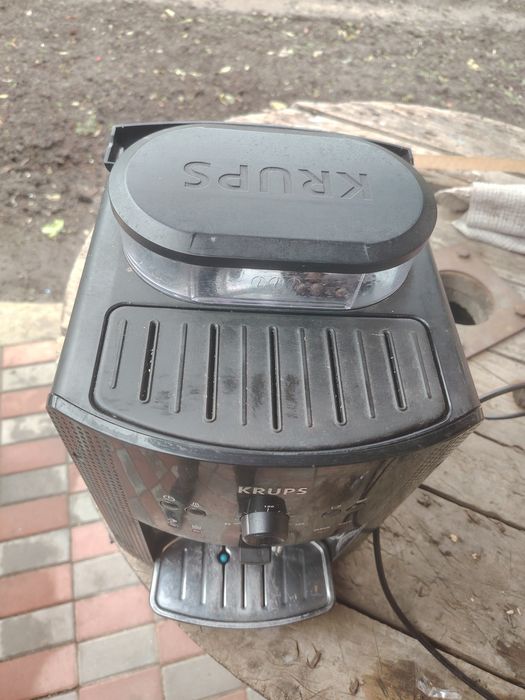 Vând aparat de cafea Krups