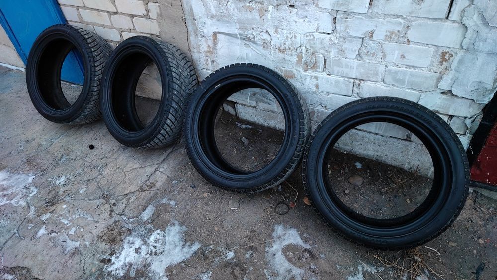 Резина Greenlander 215x45 R17