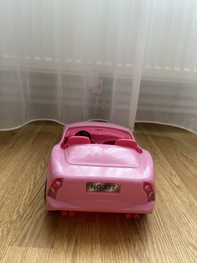 Vând mașinuță roz pentru păpuși