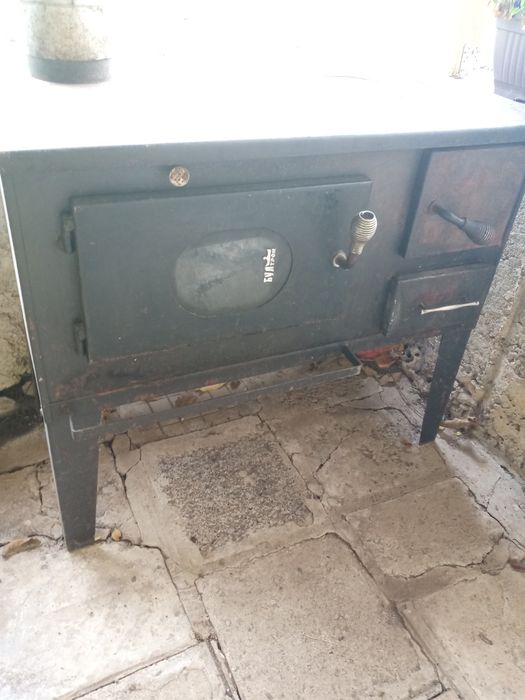 Печка на дърва, твърдо гориво