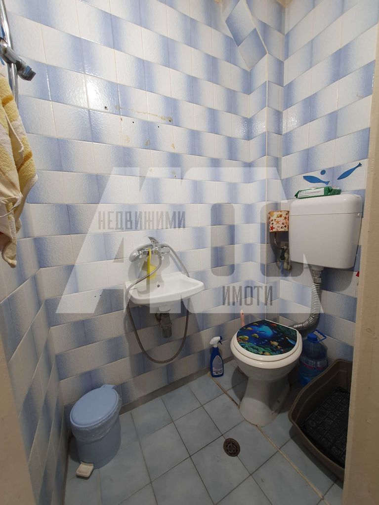 Продава се Четиристаен апартамент в Варна, Аспарухово - 120 кв.м за 1459 €/кв.м - Снимка #9