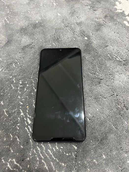 VIVO V21 телефони сотилади