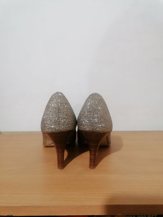 Pantofi de seara, mărimea 40