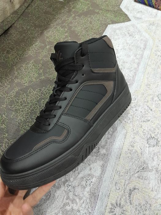 Мужской зимний обувь