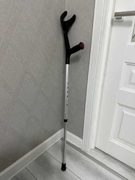 Продам трости для хотьбы