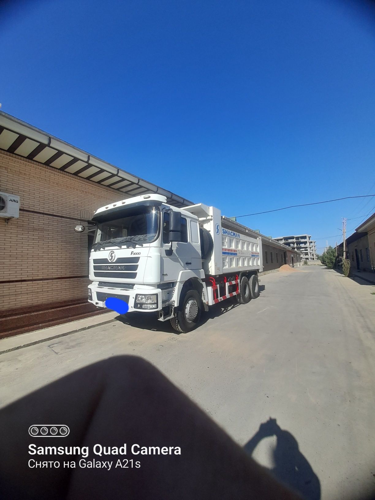 Shacman F 3000 .