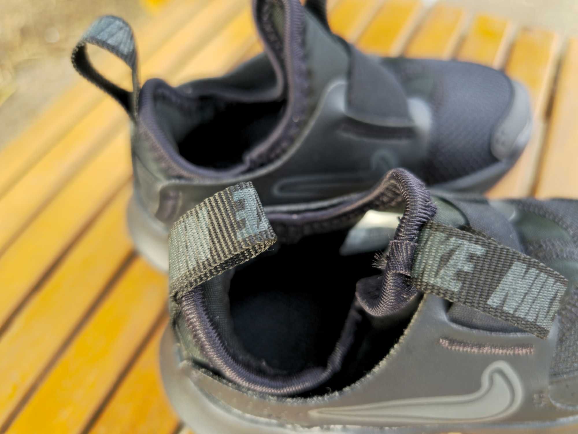 Оригинални детски маратонки Nike