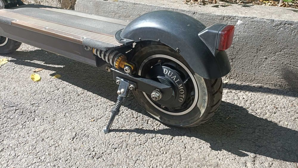 Trotineta electrica 70km/h 2 motoare 1000w