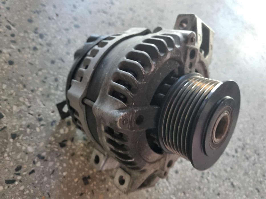 Алтернатор за Хонда