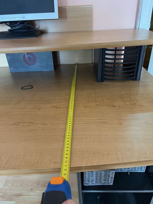 Birou cu dimnesiuni mari